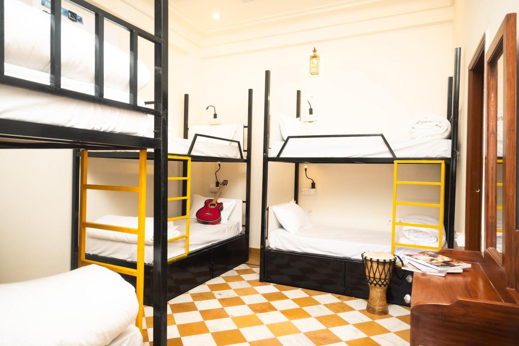 Banana Hostel Pushkar Zewnętrze zdjęcie